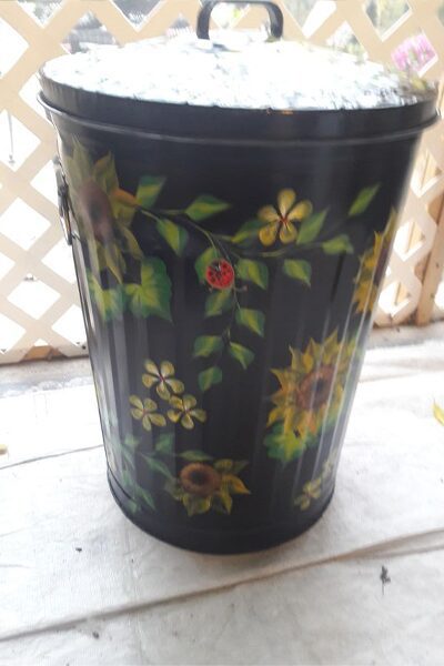 20 Gallon Pure Black Wash, Sunflowers, Greenery, Red Ladybugs