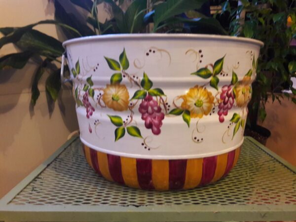 Bushel cream and red stripes with floral. The Painted Can