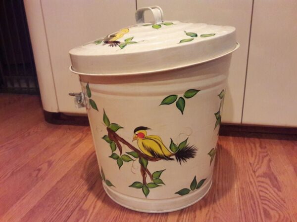 6 Gallon Linen Wash, Yellow Whimsical Birds, Branches, Greenery