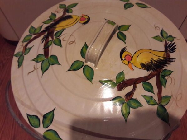 6 Gallon Linen Wash, Yellow Whimsical Birds, Branches, Greenery - Image 2